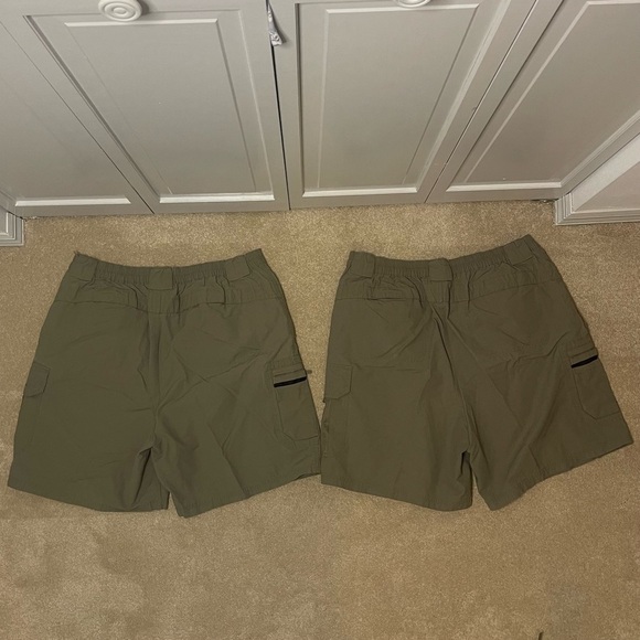 Lot of 2 Reel Legends Green Fishing Cargo Shorts - Picture 2 of 11